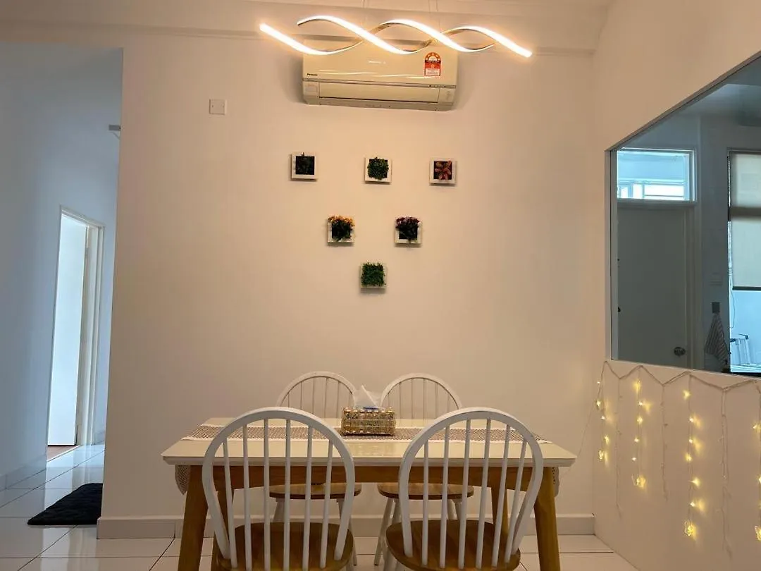 Apartment Platino Up To 10 Pax, Few Steps To Paradigm And Escape Jb Johor Bahru